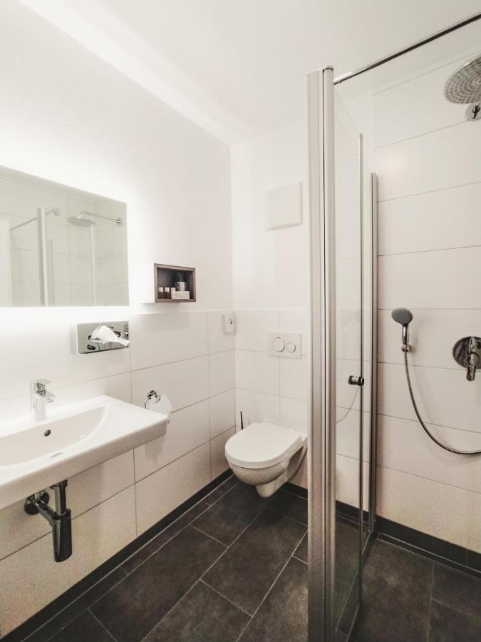 Dorfschaenke Deggendorf Hotel & Apartmenthaus Habitación foto