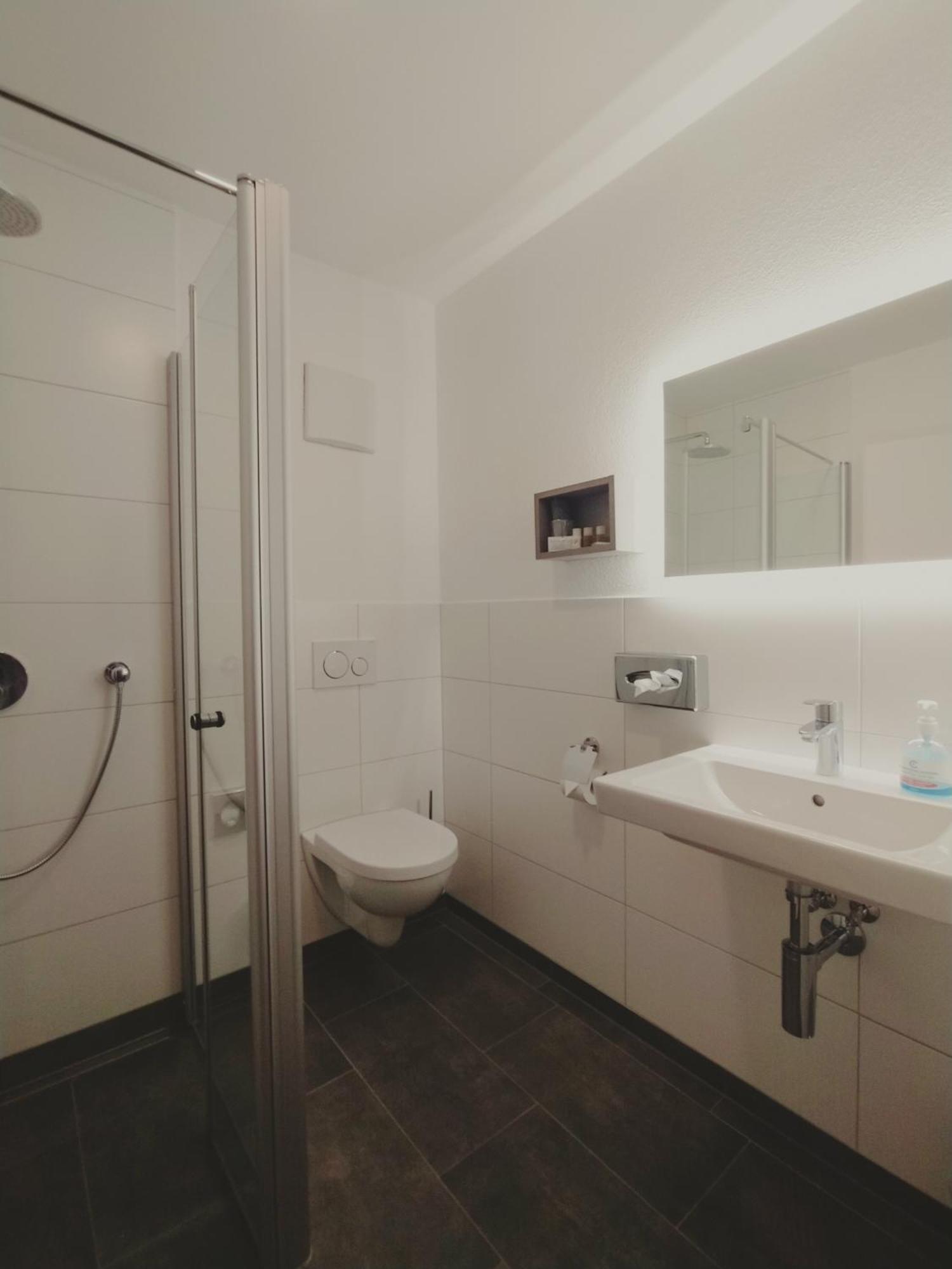 Dorfschaenke Deggendorf Hotel & Apartmenthaus Habitación foto